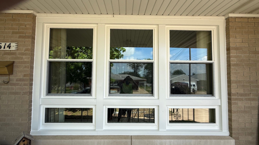 Pekin IL 3 Double Hung Window and Picture Combo Exterior Perfect Choice Home Solutions